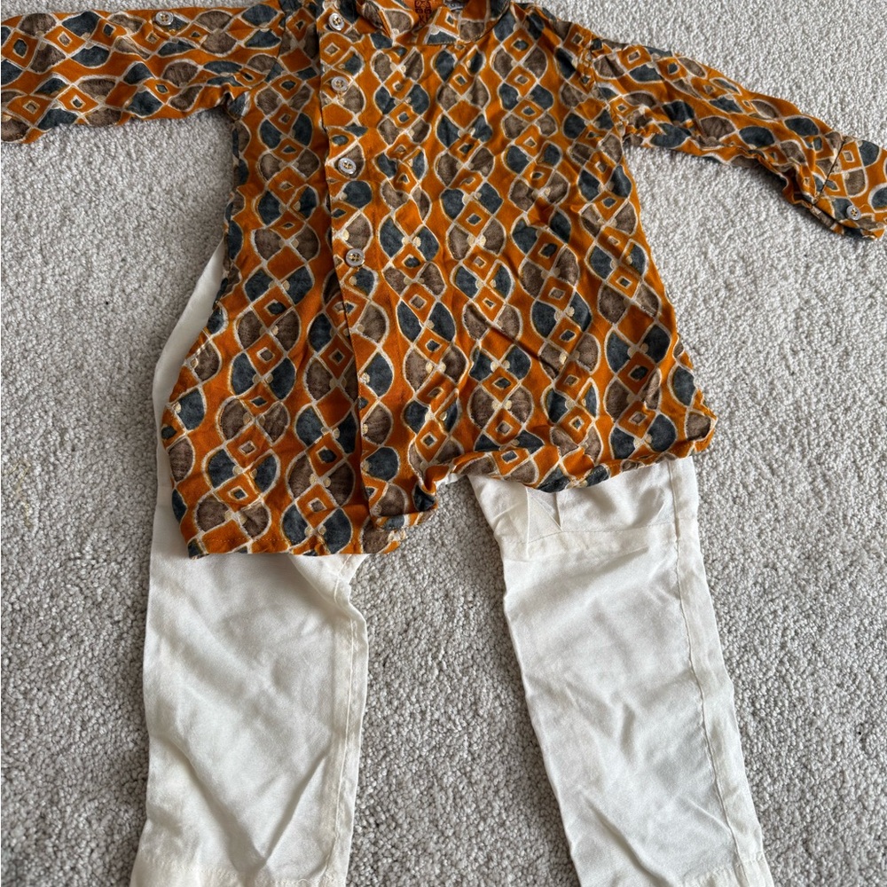 Indian / pakistani kids kurta.